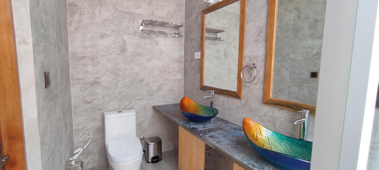 Island Life Maldives Retreat & Spa Magoodhoo Екстер'єр фото